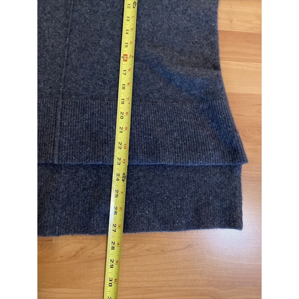 Saks Fifth Avenue Gray Hi-Low 100% Cashmere Turtleneck Sweater‎ Size XS - Picture 9 of 12